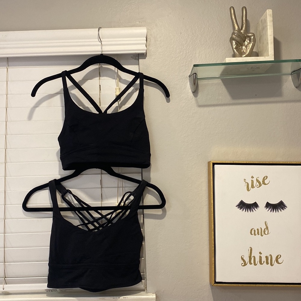 Lululemon Sports bras SIZE 4